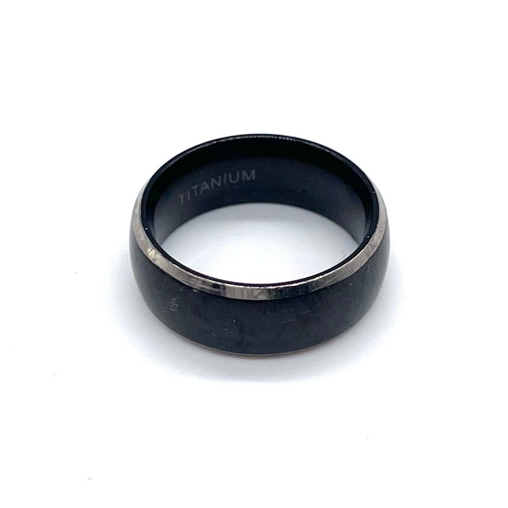 Titanium Ring size 7.5 - Picture 5 of 5